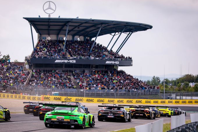 DTM-race Race 10-2024 Nrburgring Foto 10 62.500 bezoekers tijdens DTM weekend Nurburgring