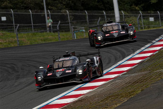 FIA WEC 6 Hours of Fuji 2024 Foto 3 Toyota #7 en #8