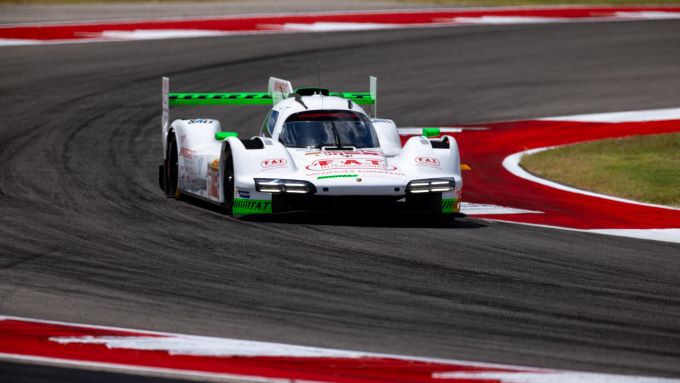 FIA WEC Porsche @ Fuji Foto 3