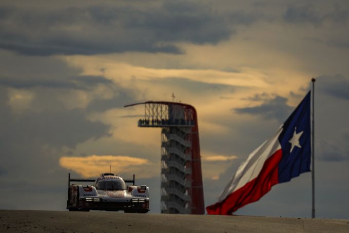 FIA World Endurance Championship Lone Star Le Mans COTA Texas Foto 1 #6-Porsche 963 Porsche Penske Motorsport Kevin Estre Andre Lotterer Laurens Vanthoor