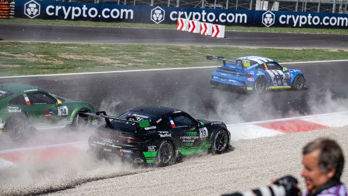 Porsche Mobil 1 Supercup finale Monza Foto 6 naast de baan verder