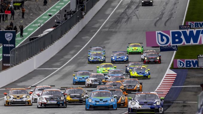 Porsche Sixt Carrera Cup Deutschland Red Bull Ring zaterdag Foto 1 Start