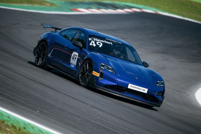 Porsche Taycan Turbo GT test Vallelunga Kas Haverkort Foto 2