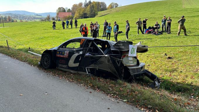 FIA WRC CER Rally Foto 3 exit voor Sbastien Ogier/Vincent Landais (Toyota GR YARIS Rally1 HYBRID)