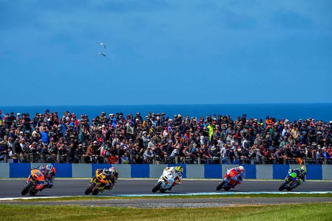 Baltus wordt zevende in intense Moto2 race op Phillip Island