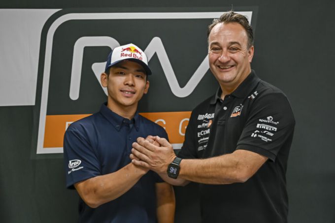 Ayumu Sasaki tekent contract bij RW-Idrofoglia Racing GP voor 2025 en 2026 in Moto2