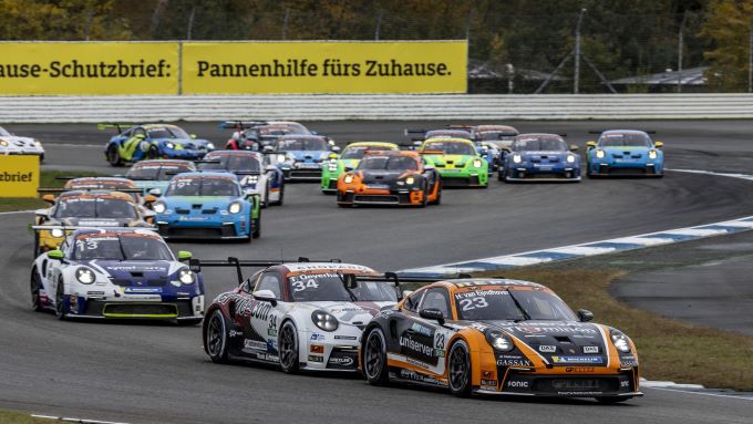 Porsche Sixt Carrera Cup Deutschland, Hockenheim Foto 1 Huub van Eijndhoven overtuigende racewinnaar