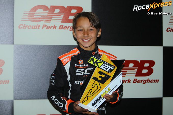 Karttalent James van der Pol vecht zich naar knappe podiumplaats in NK Rotax Max