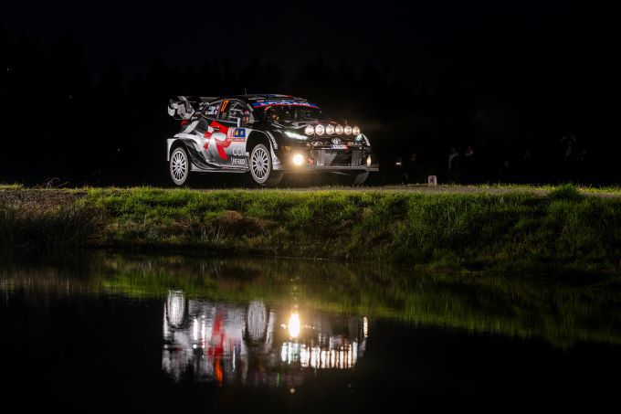 CER Rally Sebastien Ogier nacht bron Red Bull Content Pool