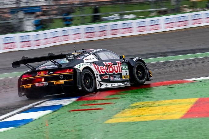 DTM finale Hockenheim Foto 7 Kelvin van der Linde op P14