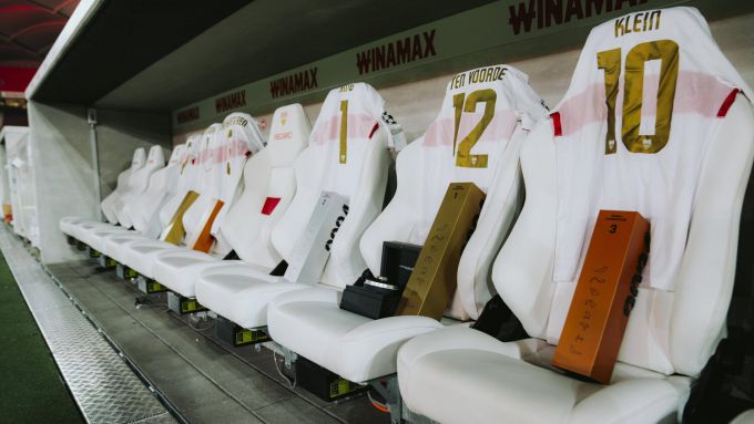 Porsche Mobil 1 Supercup prijsuitreiking voetbalclub VfB Stuttgart Foto 12