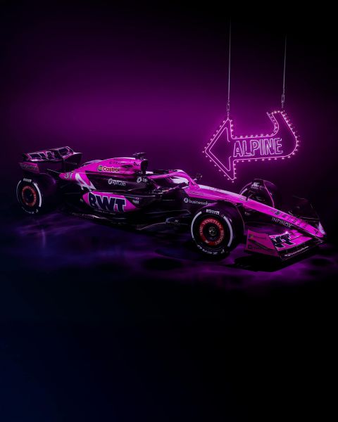 ALPINK livery Alpine F1 laatste 3 F1-Grands Prix in 2024 Foto 2