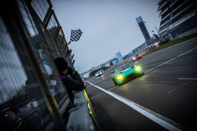 ADAC Nrburgring Endurance Series 2024 NLS 56. ADAC Barbarossapreis Foto 5 Aston Martin PRO Sport op P3 bron foto Eric Metzner PRO Sport