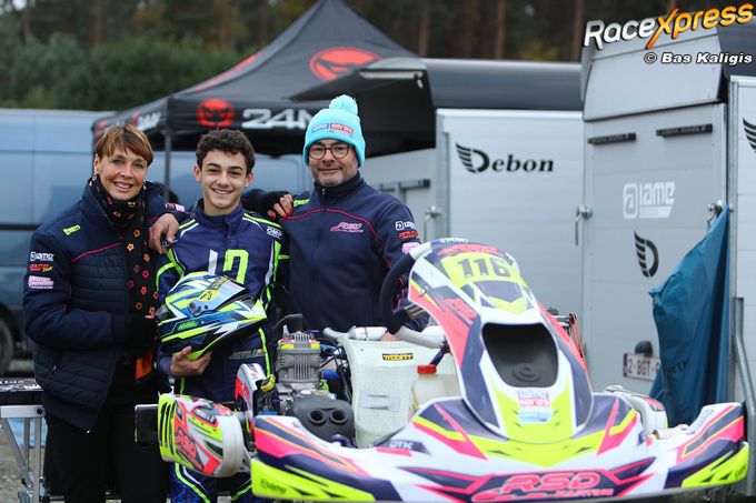 Aurelio Gustinelli avec papa y mama