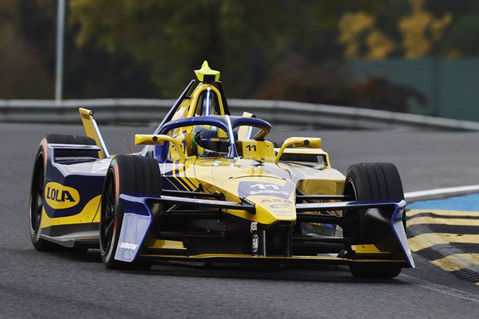 Lola Yamaha ABT> <br />
<br />
Seizoen 11 van het ABB FIA Formule E-wereldkampioenschap gaat op zaterdag 7 december om 14.00 uur plaatselijke tijd op groen. 





									</p>
								<!-- END .shortcode-content -->
<p> </p>
								<div id='div-gpt-ad-1594124807656-0'>
<!-- RX Video -->
</div>
								</div>

								<!-- AddThis Button BEGIN -->
								<!-- Go to www.addthis.com/dashboard to customize your tools -->
								<div class=