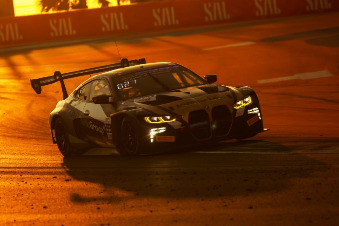 Fanatec GT World Challenge Europe 6 Hours of Jeddah BMW Team WRT Foto 30