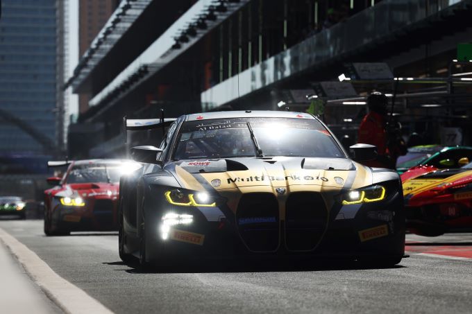 Fanatec GT World Challenge Europe 6 Hours of Jeddah BMW Team WRT Foto 32