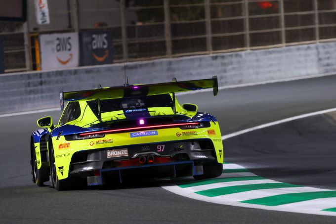 6 Hours of Jeddah Rutronik Racing Loek Hartog racewinnaar en Bronze Cup-kampioen Foto 20 bron foto GT-World-Challenge-Europe/press-members-gallery