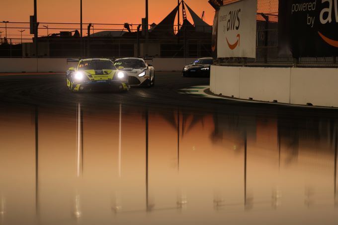 6 Hours of Jeddah Rutronik Racing Loek Hartog racewinnaar en Bronze Cup-kampioen Foto 17 bron foto GT-World-Challenge-Europe/press-members-gallery