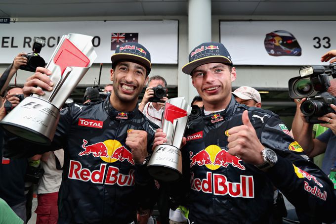 Daniel_Ricciardo_en_Max_Verstappen_Red_Bull_F1