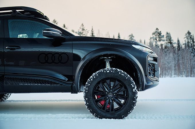 audiq6e-tronoffroadconcep