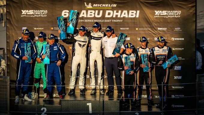 24H SERIES 6 Hours of Abu Dhabi Foto 1 podium overall winnaars