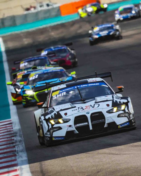 BMW Team WRT winnaar 6 Hours of Abu Dhabi Foto 1