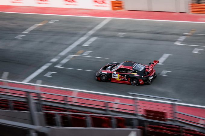 24H Dubai 2025 Porsche 911 GT3 R Proton Huber Competition Kalle Rovanper Foto 2 Nr969 actie