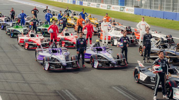 Formule E Mexico Stad 2025 Porsche Foto 3 Pascal Wehrlein en Antonio Flix da Costa