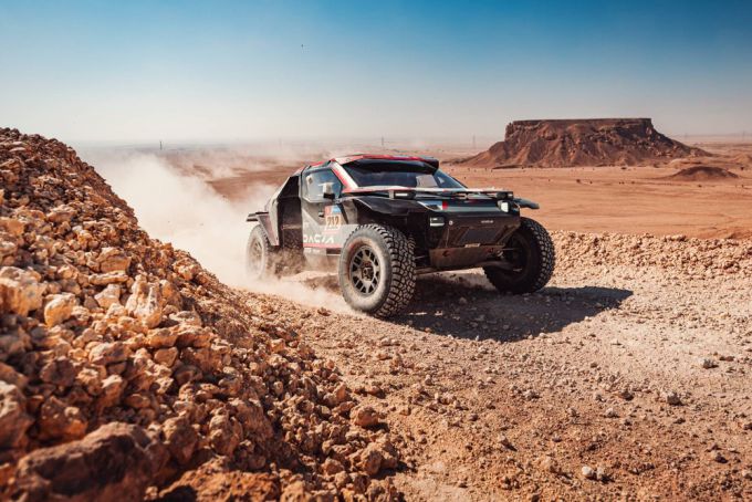 Dakar Rally 2025 The Dacia Sandriders Cristina Gutiérrez snelheid en teamwork Foto 2