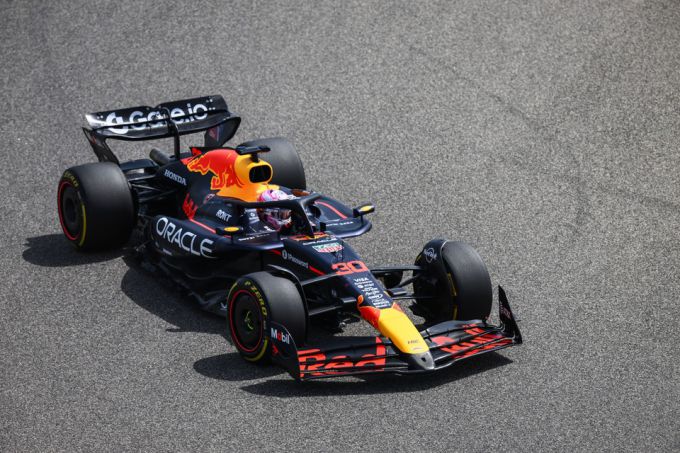 Oracle Red Bull Racing Bahrain International Circuit Max Verstappen Liam Lawson test- en filmdag RB21 Foto 10