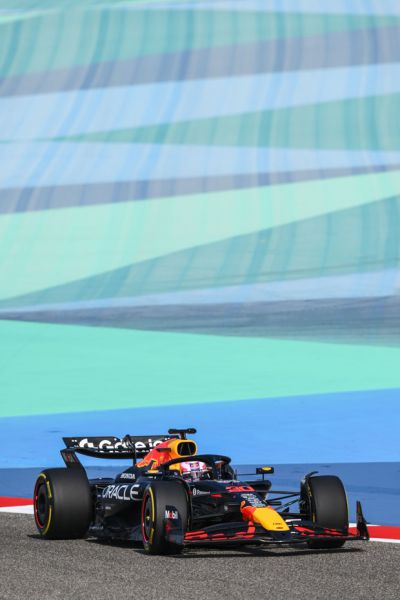 Oracle Red Bull Racing Bahrain International Circuit Max Verstappen Liam Lawson test- en filmdag RB21 Foto 18