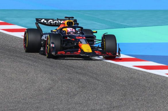 Oracle Red Bull Racing Bahrain International Circuit Max Verstappen Liam Lawson test- en filmdag RB21 Foto 22