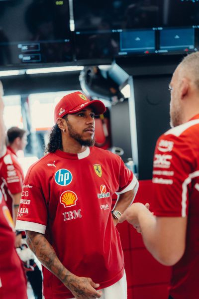 Lewis Hamiltons moeizame begin bij Ferrari Foto 6