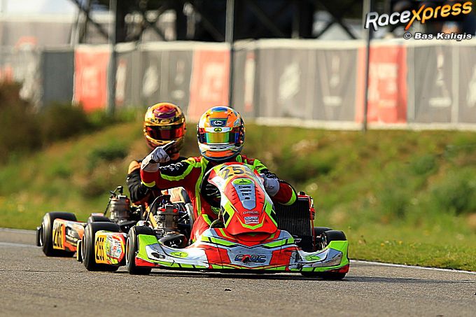 Kevin Bakker wint in Genk