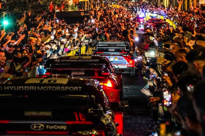 FIA WRC Rally Islas Canarias donderdag Foto FIA WRC Veel publiek