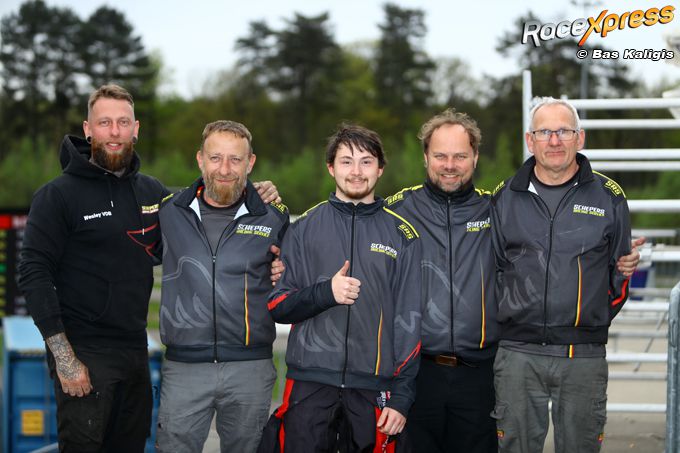 Alexander Vermeulen snelt naar knappe podiumplaats in Open Shifter op Genk