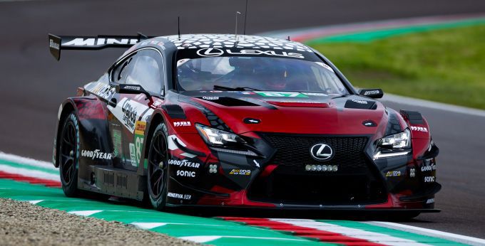 #83 AF Corse Ferrari van Kubica/Ye/Hanson Foto 3