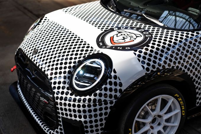 53e 24-uursrace op de Nürburgring #317 MINI John Cooper Works Pro MINI x DEUS Foto 2