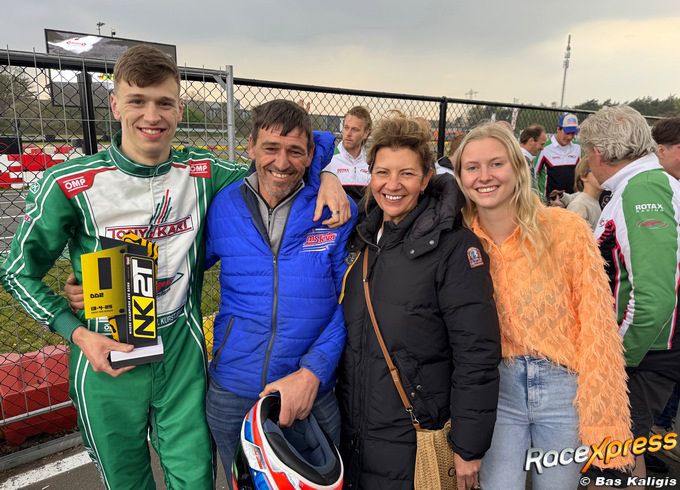 Wout en Leo Kurstjens en aanhang