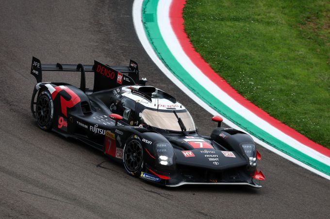 FIA WEC 6 Hours Imola Foto 1 #7 Toyota GR010 HYBRID Nyck de Vries