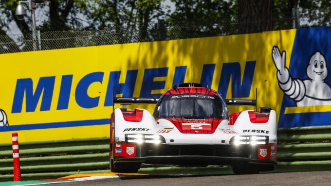 FIA WEC 6 Hours of Imola Porsche Penske Motorsport Foto 8