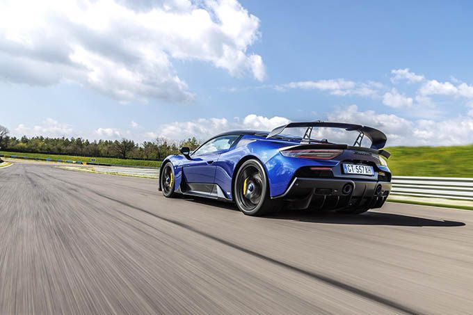 Maserati_GT2_Stradale