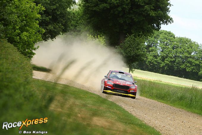 Jos Verstappen na winst in Sezoensrally