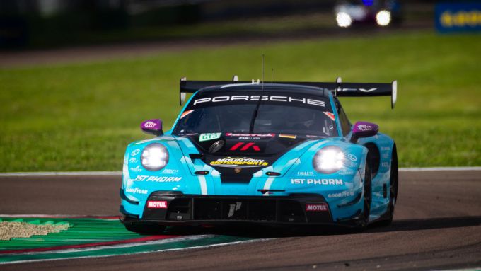 6 Hours of Spa 2025 Porsche Foto 4 Manthey 1st Phorm-klantenteam Porsche 911 GT3 R