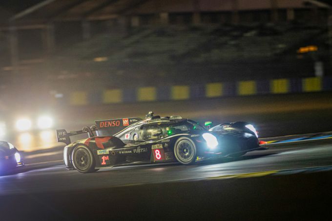 24H Le Mans 2025 Toyota Gazoo racing Nyck de Vries Foto 11