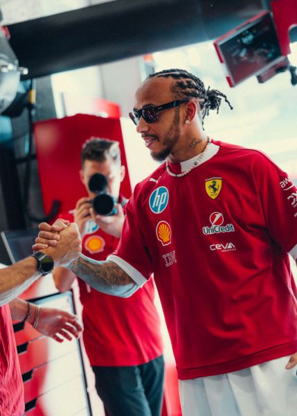 Lewis Hamilton F1 Ferrari