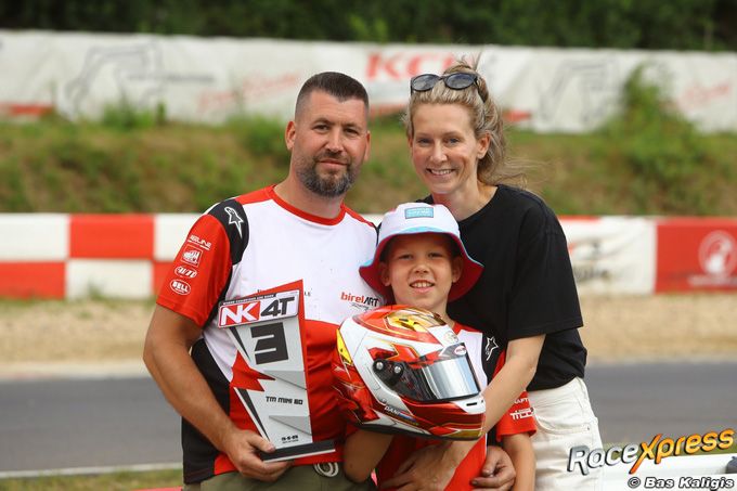 Dani van der Molen met ouders