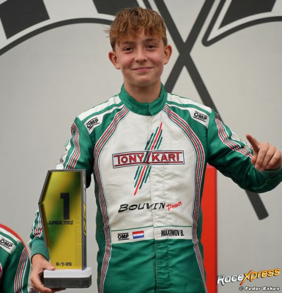 Boaz Maximov wint in Kerpen