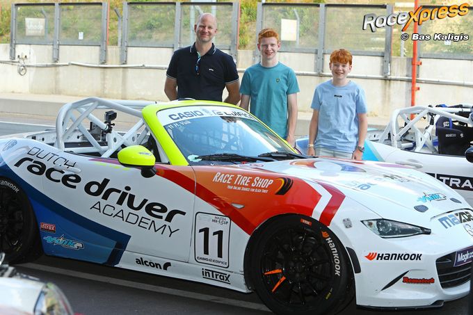 Henk Vuik jr maakt ondanks pech indruk in Zolder in Mazda MX-5 Cup